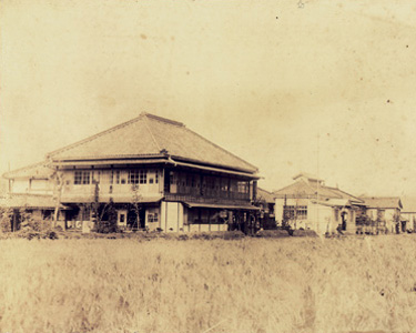 1903年「笹屋ホテル」開業
